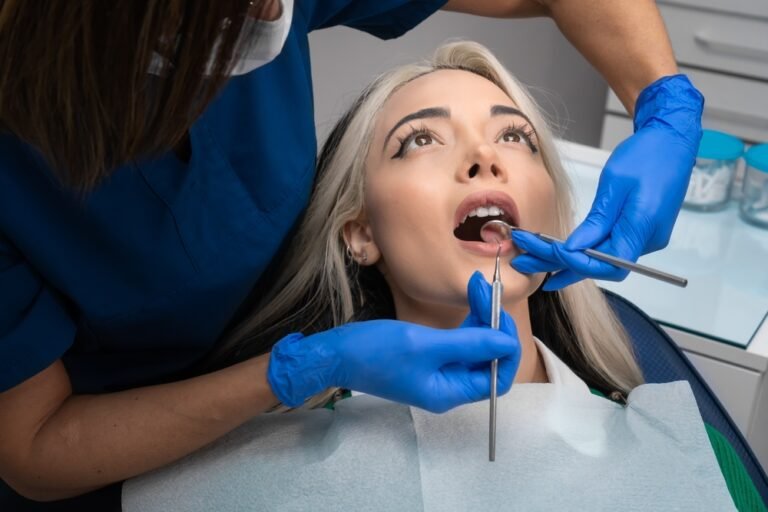 Tips for Maintaining Oral Health Between Dental Visits